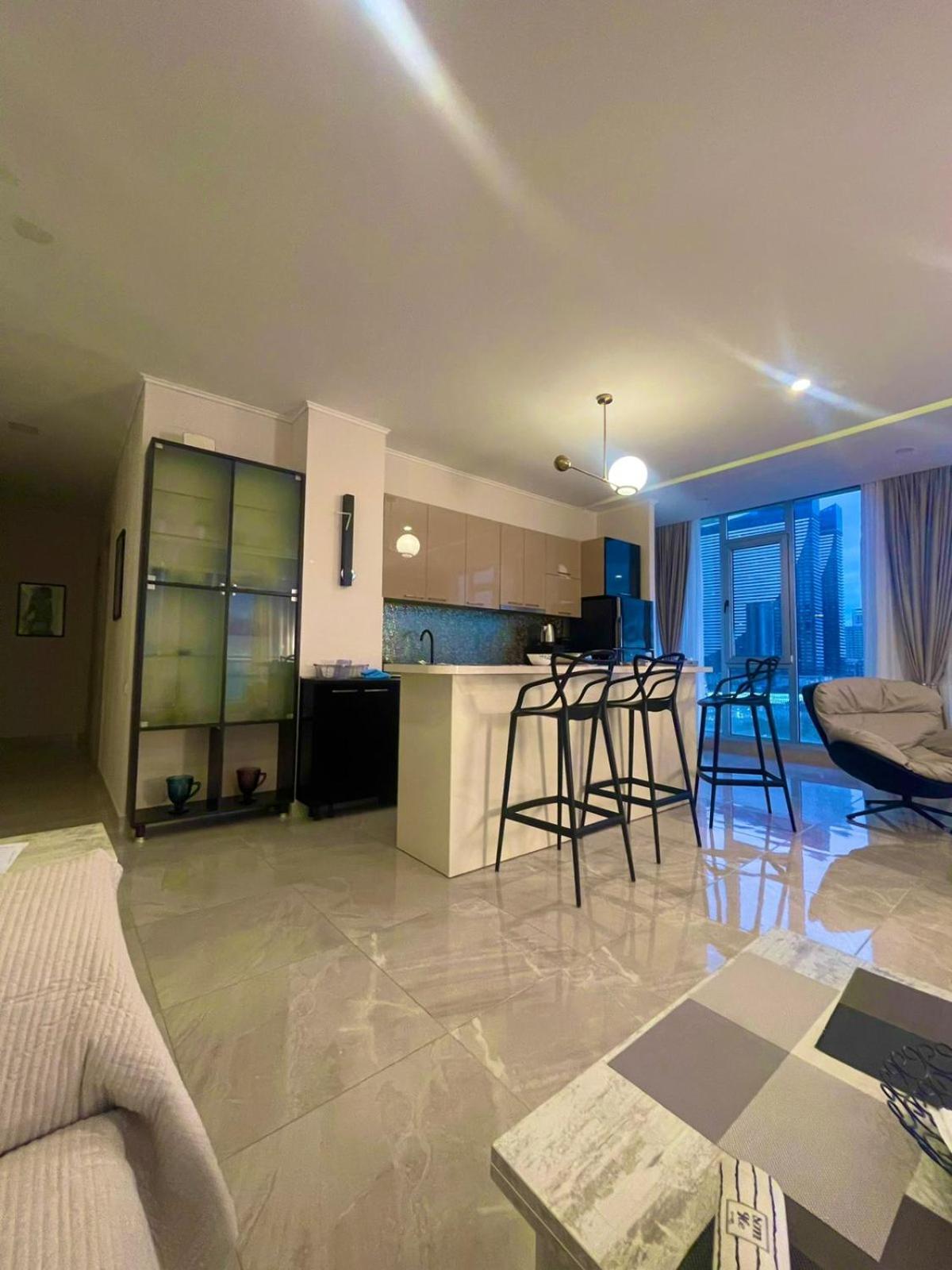 Apartment Magnolia Rustaveli 62 Batumi Exterior photo